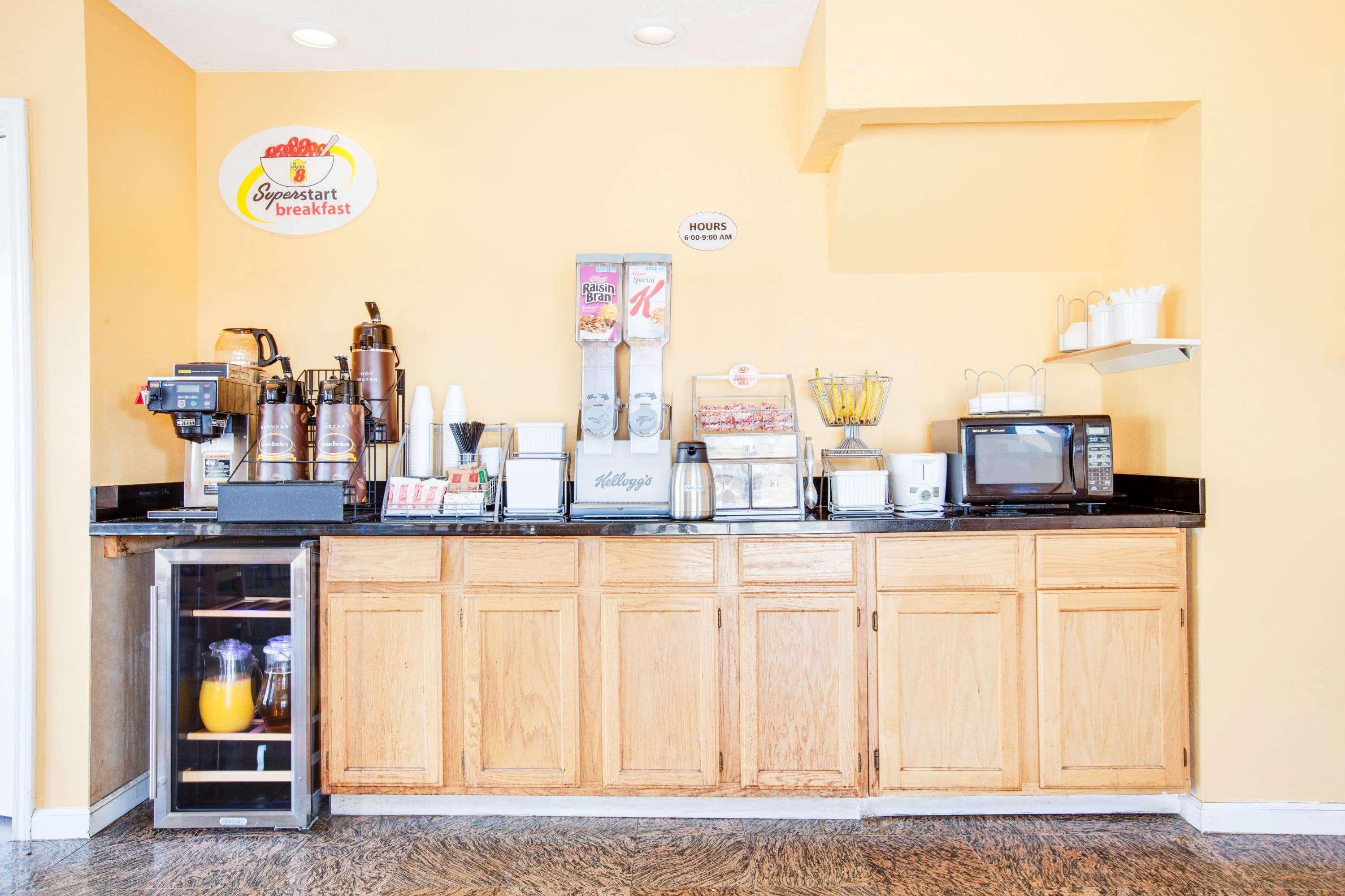 Super 8 By Wyndham Arkadelphia Caddo Valley Area Екстериор снимка