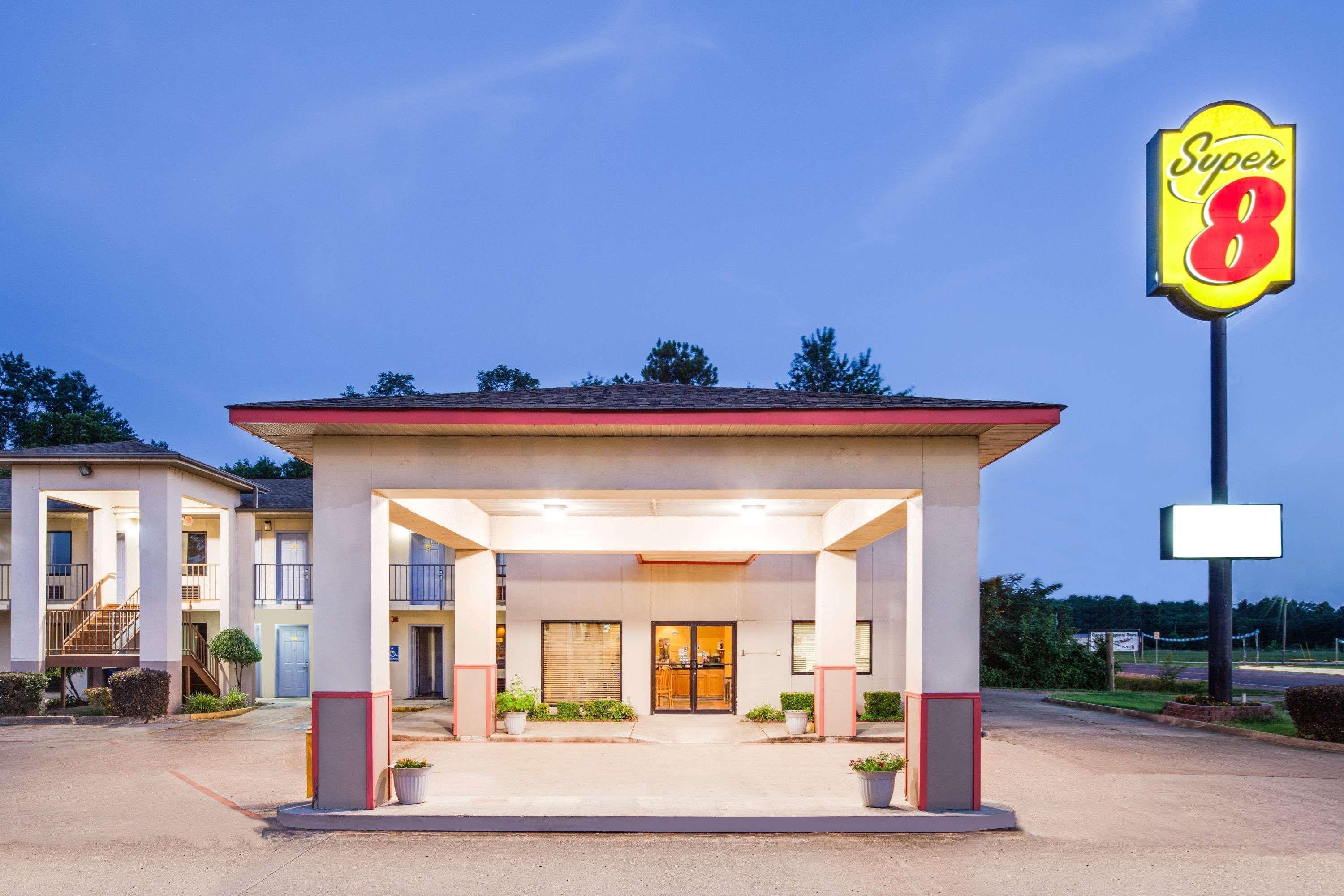 Super 8 By Wyndham Arkadelphia Caddo Valley Area Екстериор снимка