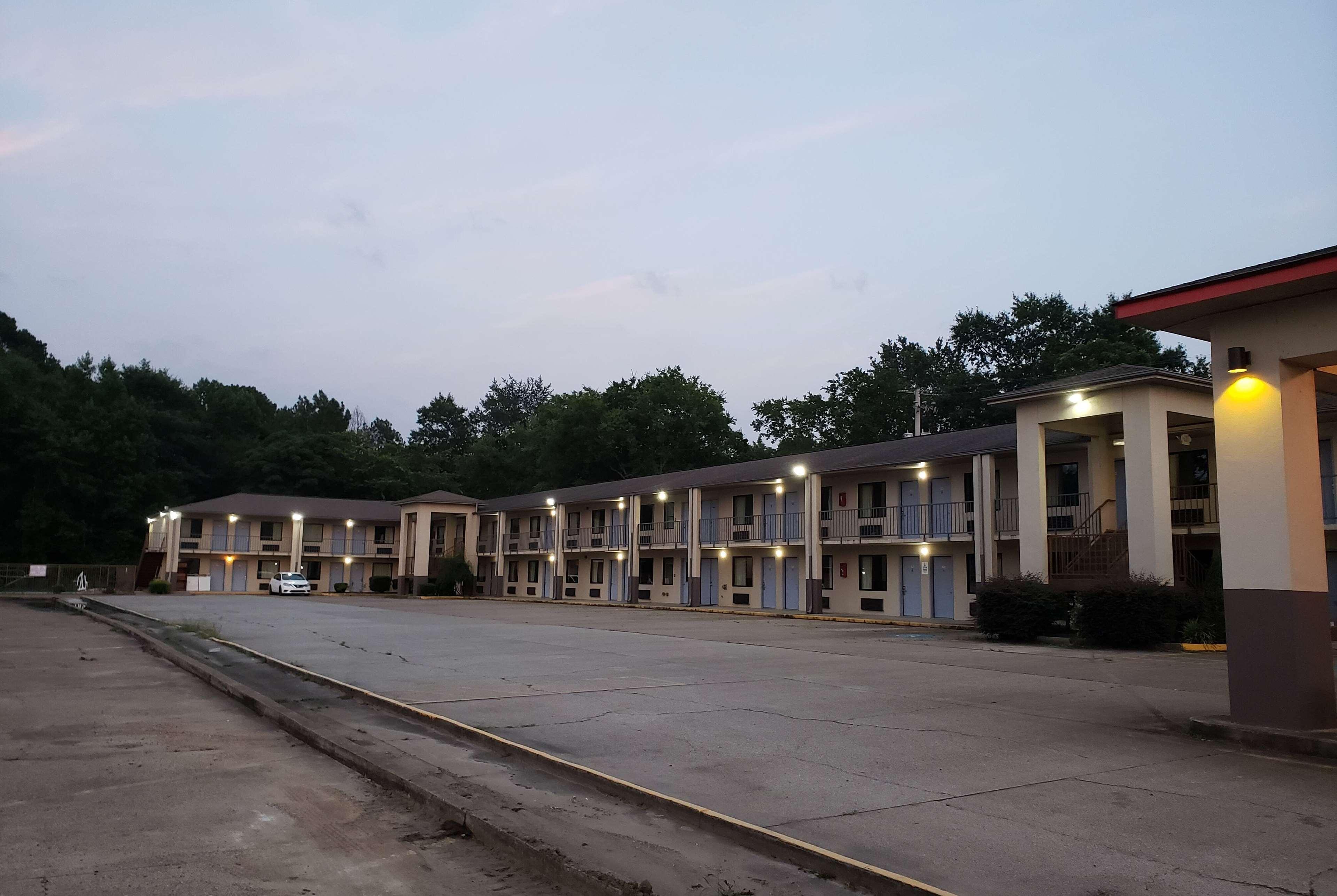 Super 8 By Wyndham Arkadelphia Caddo Valley Area Екстериор снимка