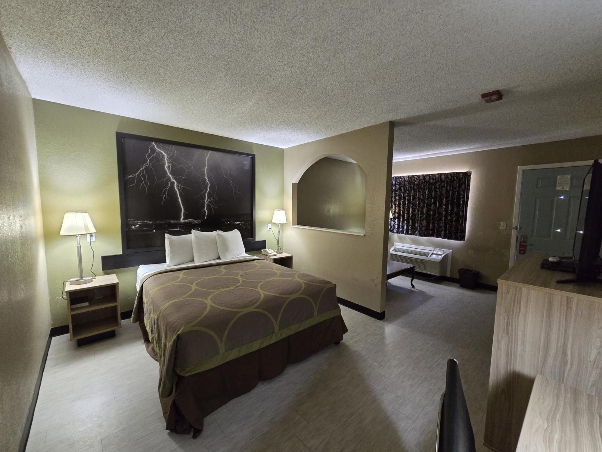 Super 8 By Wyndham Arkadelphia Caddo Valley Area Екстериор снимка