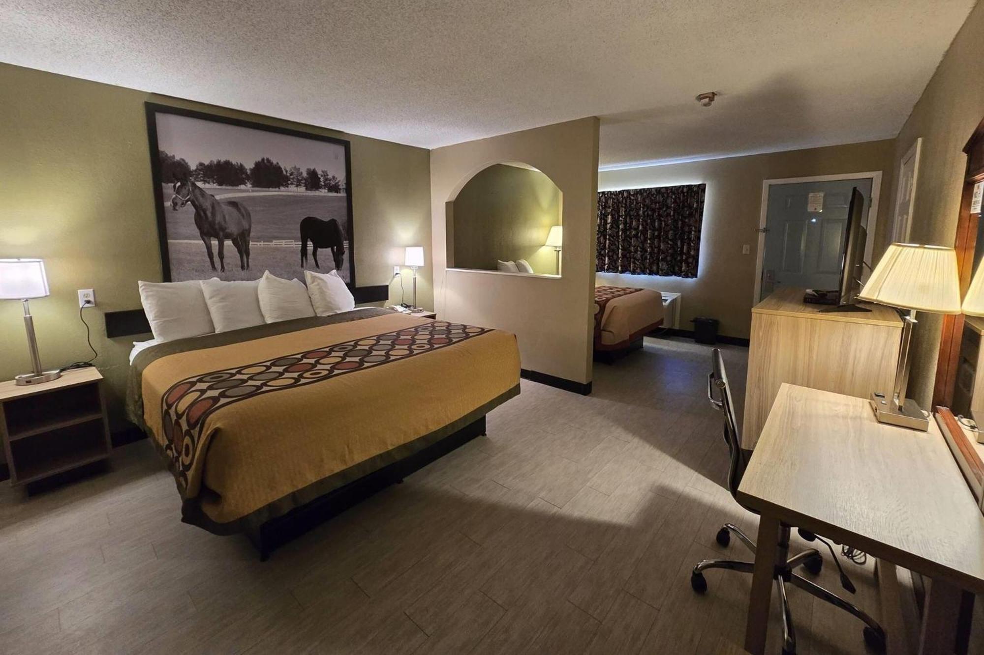 Super 8 By Wyndham Arkadelphia Caddo Valley Area Екстериор снимка